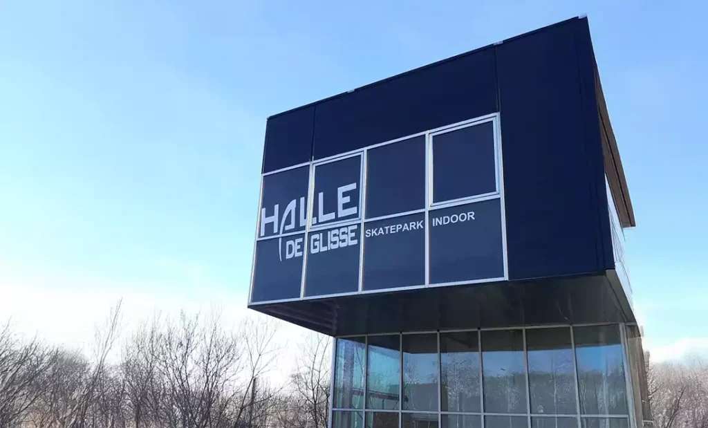 Marquage grand format signé Reprocolor pour la Halle de Glisse à Lille
